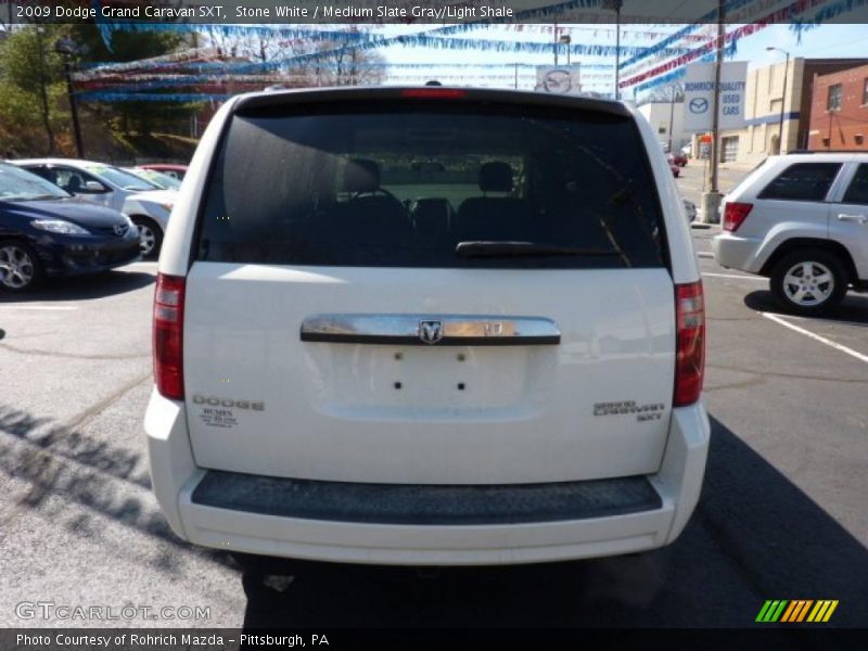 Stone White / Medium Slate Gray/Light Shale 2009 Dodge Grand Caravan SXT