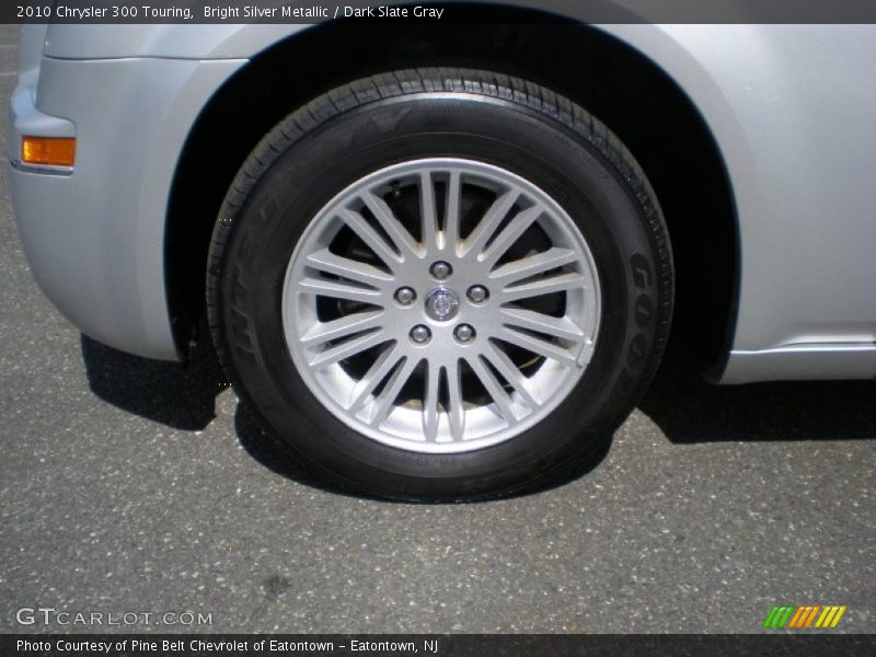 Bright Silver Metallic / Dark Slate Gray 2010 Chrysler 300 Touring