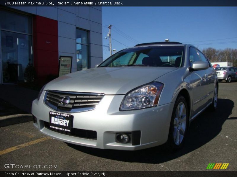 Radiant Silver Metallic / Charcoal Black 2008 Nissan Maxima 3.5 SE