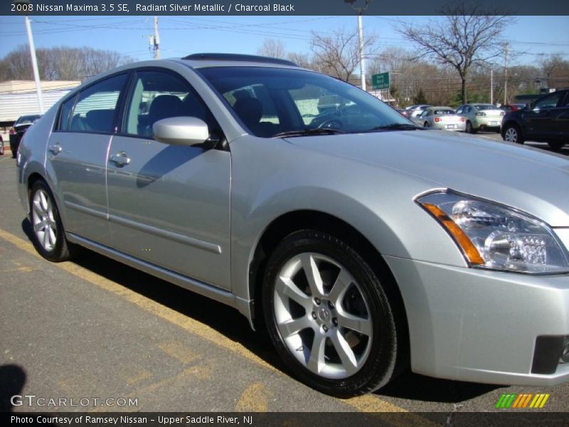 Radiant Silver Metallic / Charcoal Black 2008 Nissan Maxima 3.5 SE