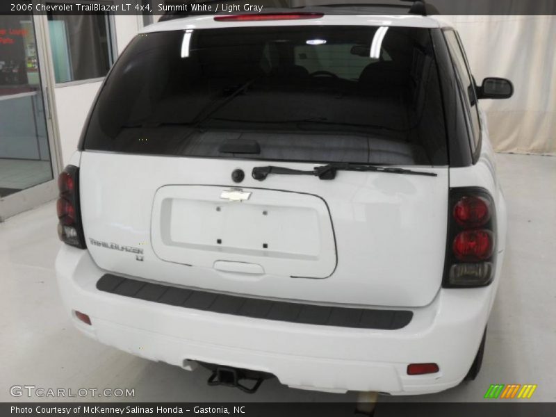 Summit White / Light Gray 2006 Chevrolet TrailBlazer LT 4x4