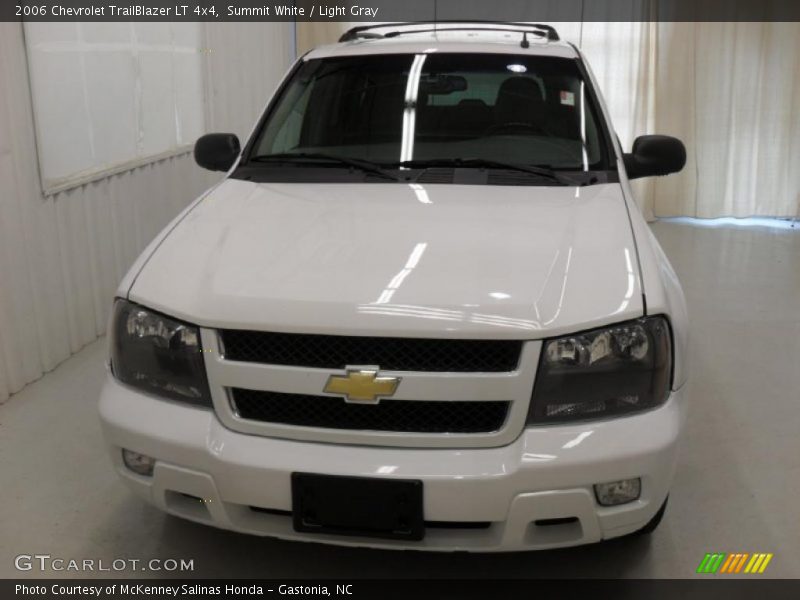 Summit White / Light Gray 2006 Chevrolet TrailBlazer LT 4x4