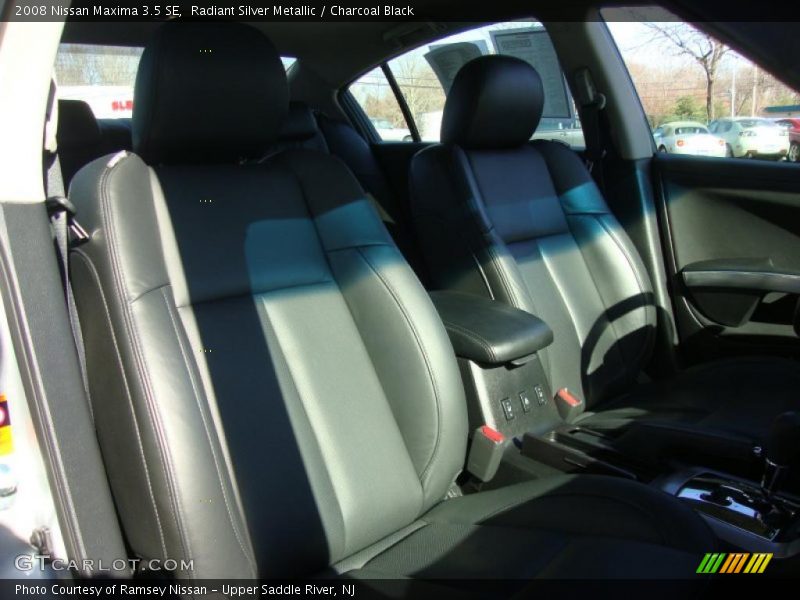 Radiant Silver Metallic / Charcoal Black 2008 Nissan Maxima 3.5 SE