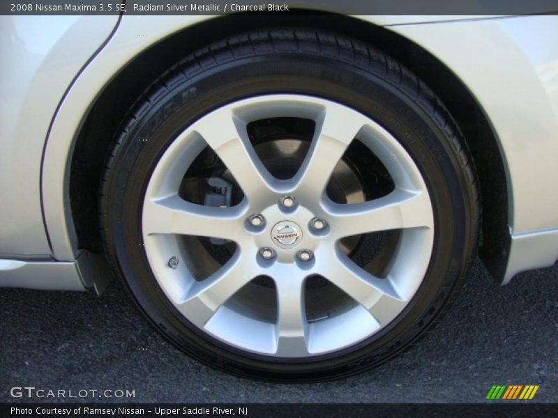 Radiant Silver Metallic / Charcoal Black 2008 Nissan Maxima 3.5 SE