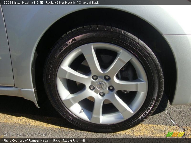 Radiant Silver Metallic / Charcoal Black 2008 Nissan Maxima 3.5 SE