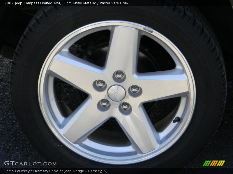 Light Khaki Metallic / Pastel Slate Gray 2007 Jeep Compass Limited 4x4
