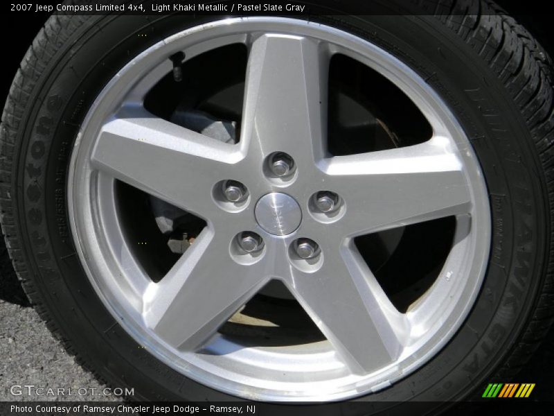 Light Khaki Metallic / Pastel Slate Gray 2007 Jeep Compass Limited 4x4