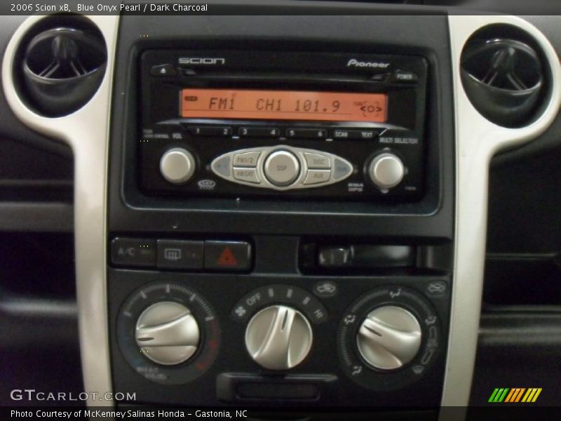 Blue Onyx Pearl / Dark Charcoal 2006 Scion xB