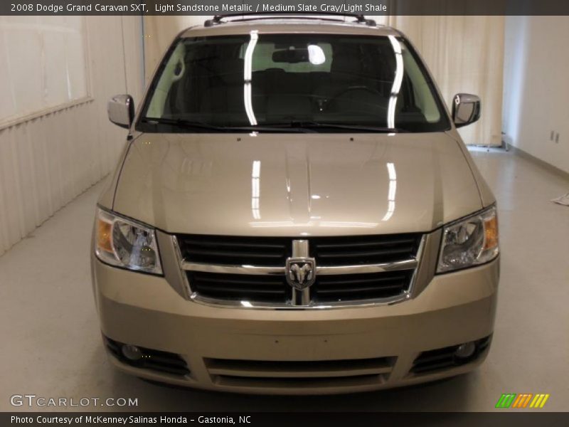 Light Sandstone Metallic / Medium Slate Gray/Light Shale 2008 Dodge Grand Caravan SXT