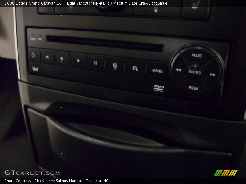 Light Sandstone Metallic / Medium Slate Gray/Light Shale 2008 Dodge Grand Caravan SXT
