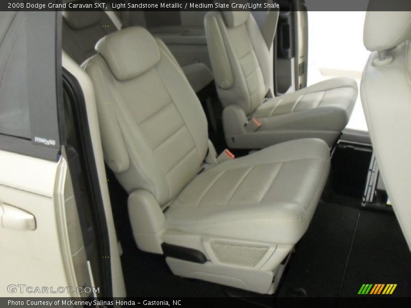 Light Sandstone Metallic / Medium Slate Gray/Light Shale 2008 Dodge Grand Caravan SXT