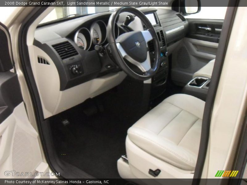 Light Sandstone Metallic / Medium Slate Gray/Light Shale 2008 Dodge Grand Caravan SXT