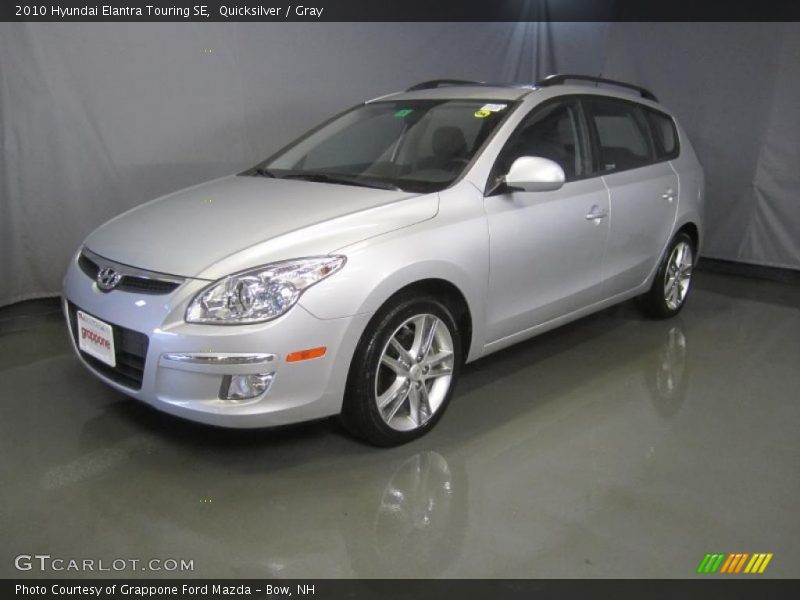 Front 3/4 View of 2010 Elantra Touring SE