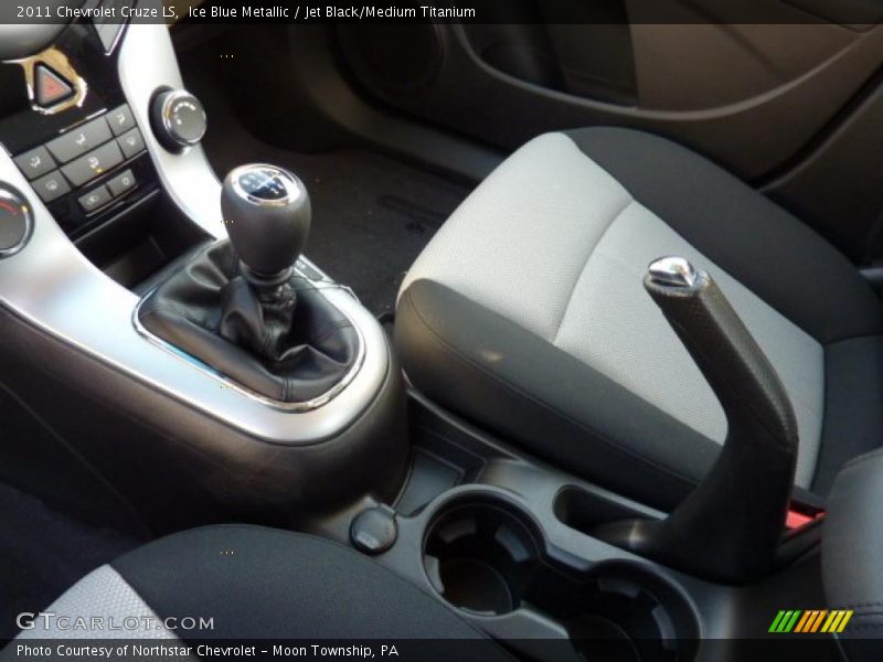  2011 Cruze LS 6 Speed Manual Shifter