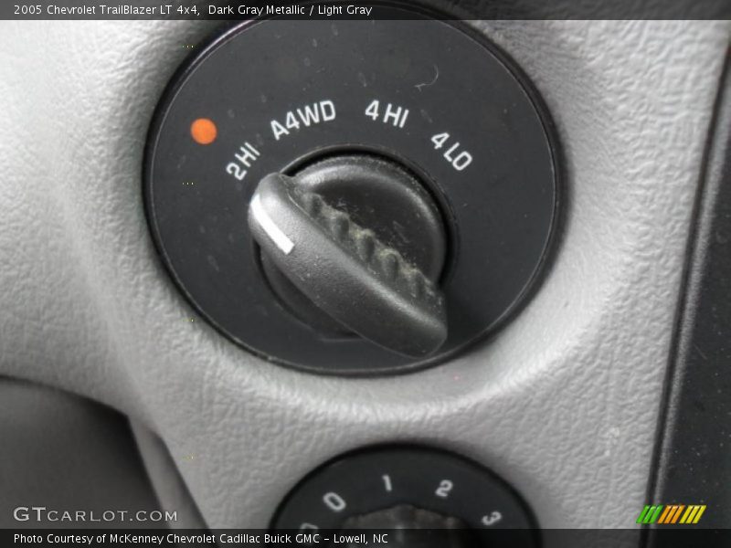 Dark Gray Metallic / Light Gray 2005 Chevrolet TrailBlazer LT 4x4