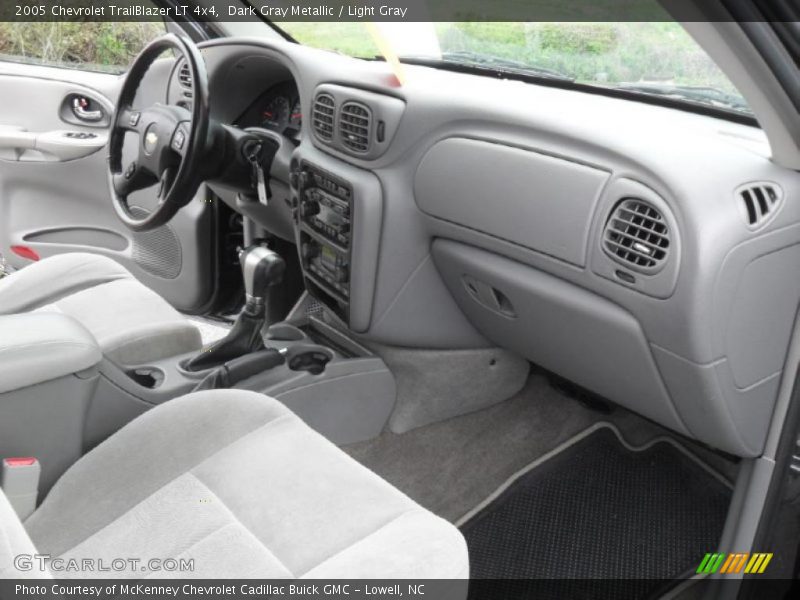Dark Gray Metallic / Light Gray 2005 Chevrolet TrailBlazer LT 4x4