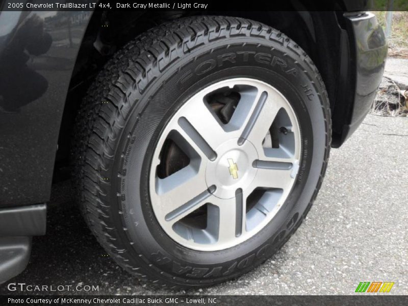 Dark Gray Metallic / Light Gray 2005 Chevrolet TrailBlazer LT 4x4