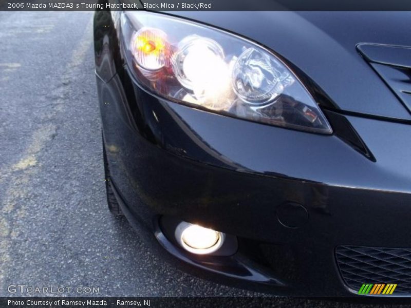Black Mica / Black/Red 2006 Mazda MAZDA3 s Touring Hatchback