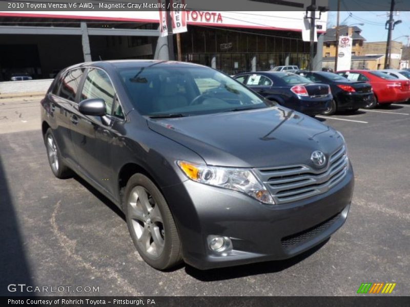 Magnetic Gray Metallic / Gray 2010 Toyota Venza V6 AWD