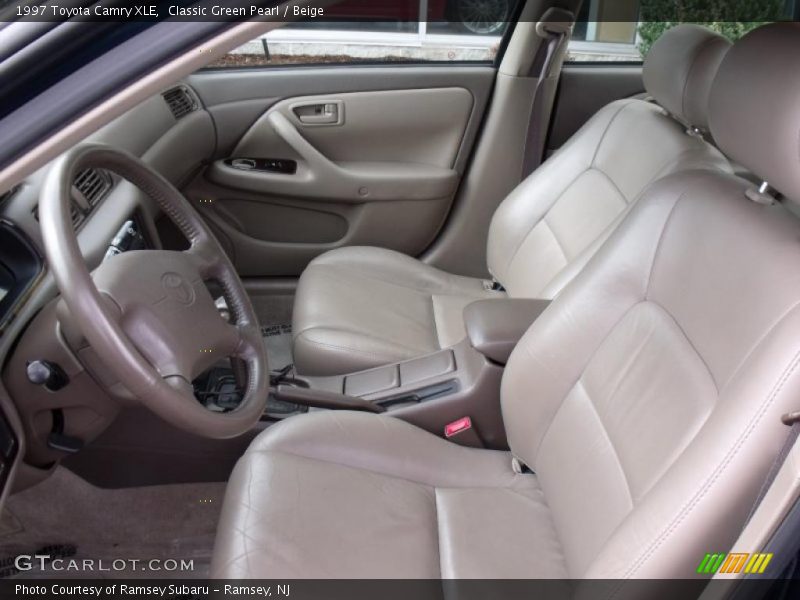 Classic Green Pearl / Beige 1997 Toyota Camry XLE