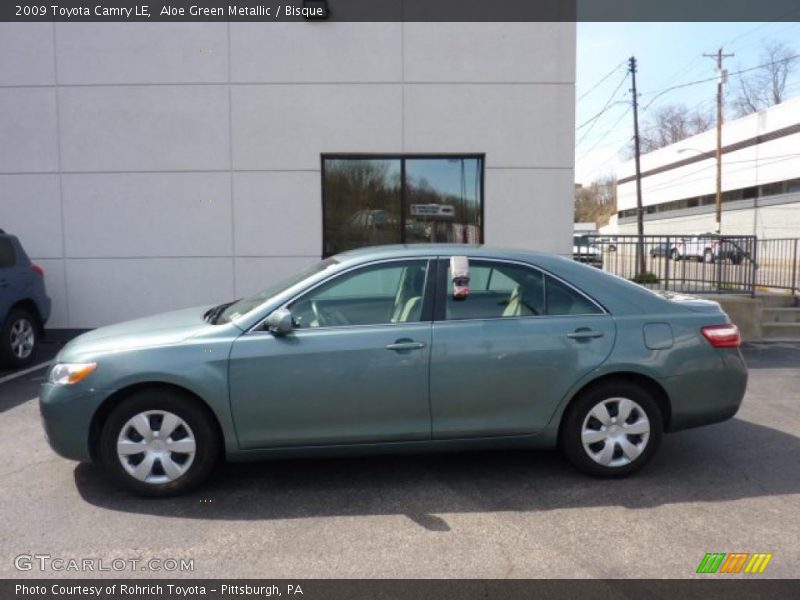 Aloe Green Metallic / Bisque 2009 Toyota Camry LE
