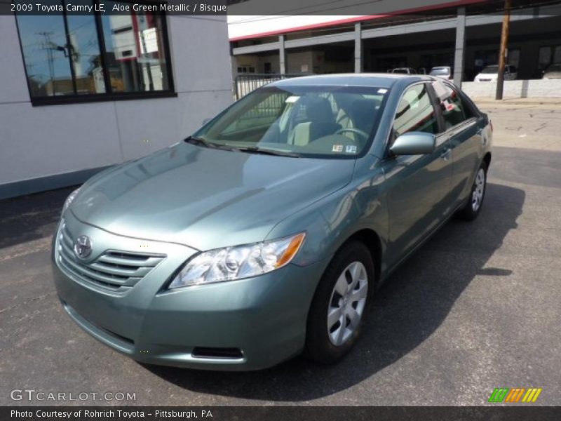 Aloe Green Metallic / Bisque 2009 Toyota Camry LE