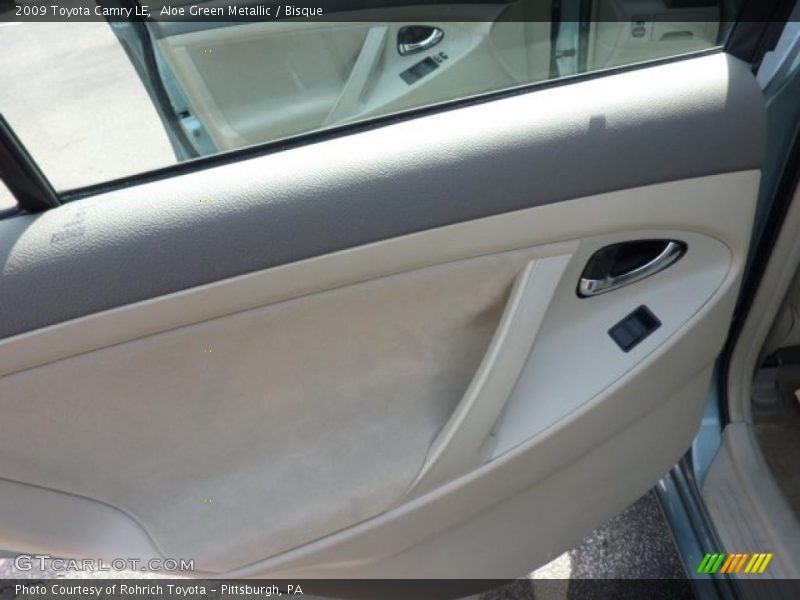 Aloe Green Metallic / Bisque 2009 Toyota Camry LE