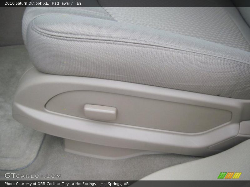 Red Jewel / Tan 2010 Saturn Outlook XE