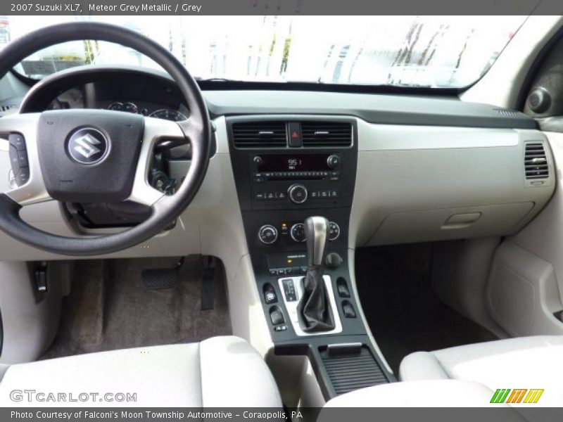 Meteor Grey Metallic / Grey 2007 Suzuki XL7