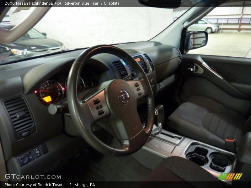 Silverton Blue Pearl / Graphite 2006 Nissan Pathfinder SE 4x4