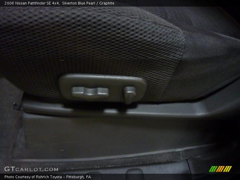 Silverton Blue Pearl / Graphite 2006 Nissan Pathfinder SE 4x4