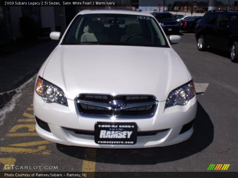 Satin White Pearl / Warm Ivory 2009 Subaru Legacy 2.5i Sedan