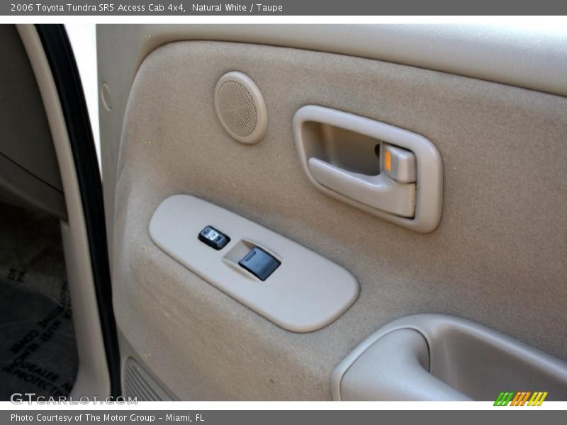 Natural White / Taupe 2006 Toyota Tundra SR5 Access Cab 4x4