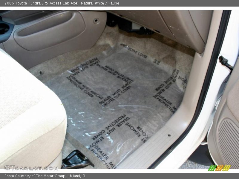 Natural White / Taupe 2006 Toyota Tundra SR5 Access Cab 4x4