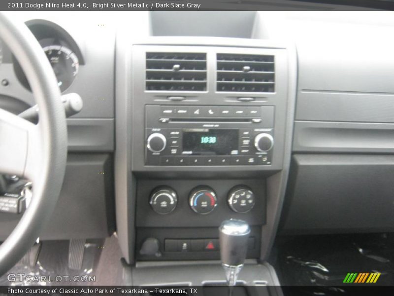 Bright Silver Metallic / Dark Slate Gray 2011 Dodge Nitro Heat 4.0