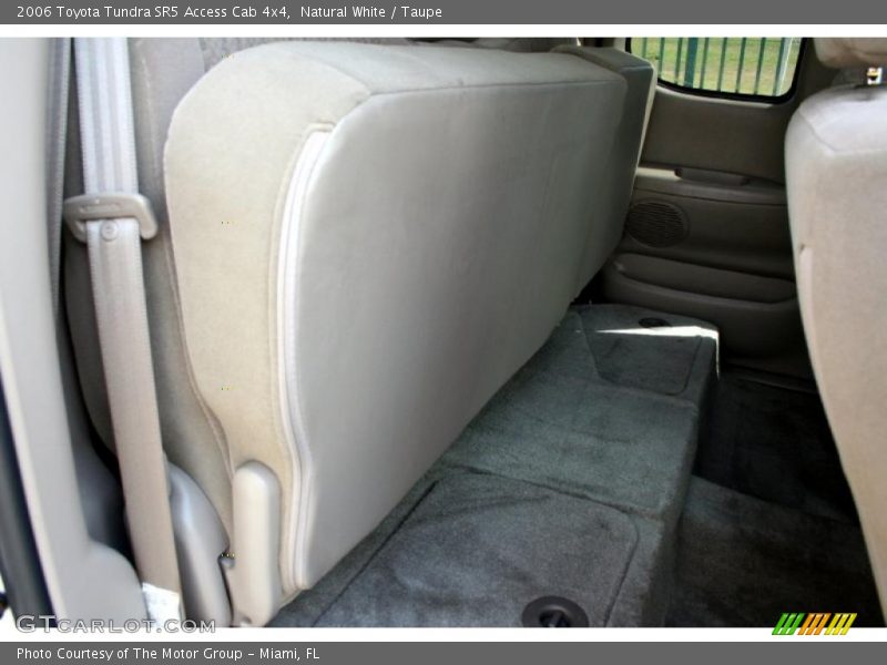 Natural White / Taupe 2006 Toyota Tundra SR5 Access Cab 4x4