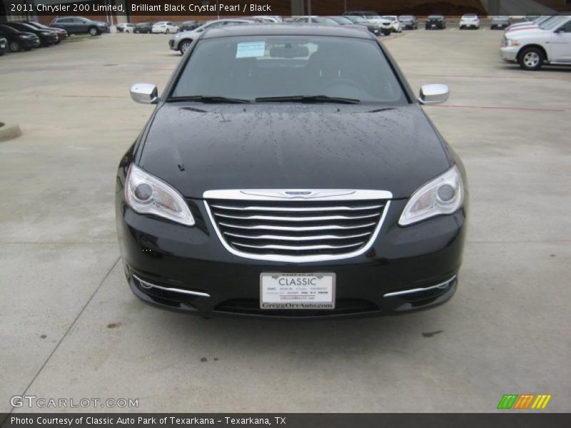 Brilliant Black Crystal Pearl / Black 2011 Chrysler 200 Limited