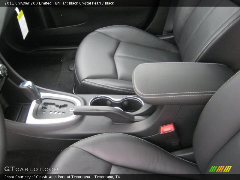 Brilliant Black Crystal Pearl / Black 2011 Chrysler 200 Limited