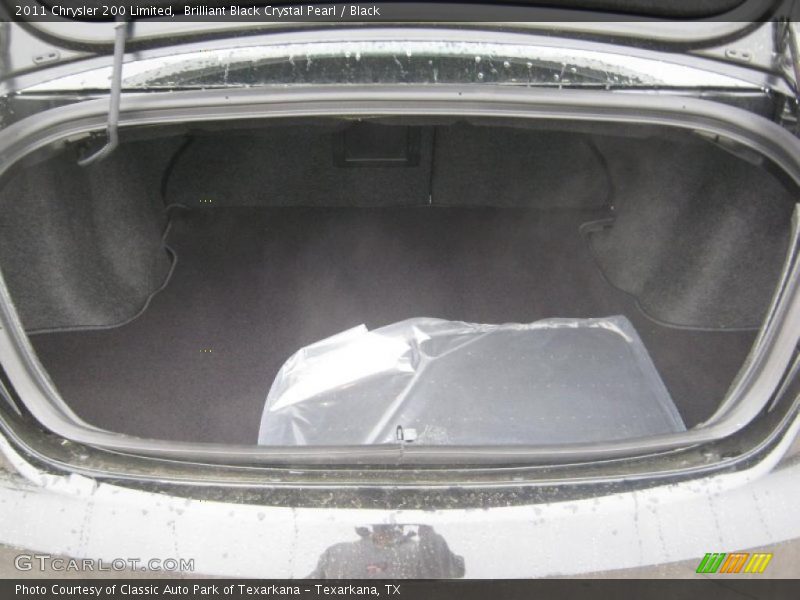Brilliant Black Crystal Pearl / Black 2011 Chrysler 200 Limited