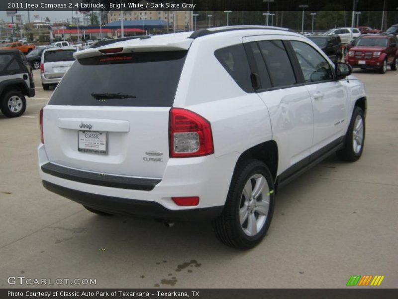 Bright White / Dark Slate Gray 2011 Jeep Compass 2.4 Latitude