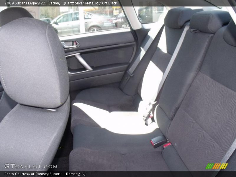 Quartz Silver Metallic / Off Black 2009 Subaru Legacy 2.5i Sedan