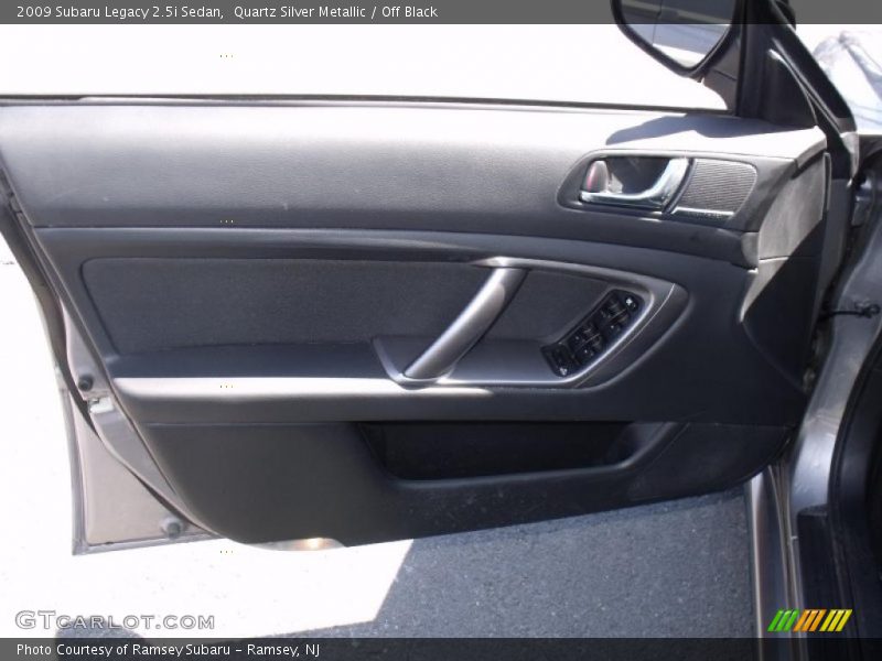 Quartz Silver Metallic / Off Black 2009 Subaru Legacy 2.5i Sedan