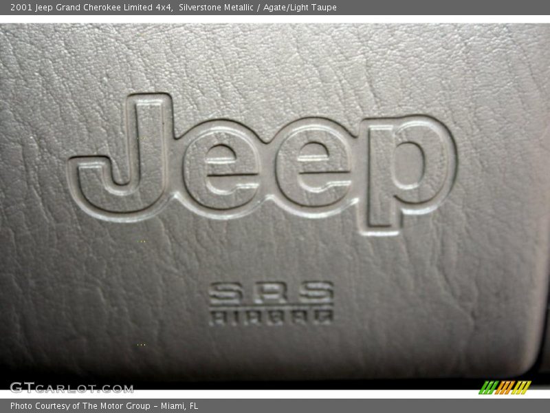 Silverstone Metallic / Agate/Light Taupe 2001 Jeep Grand Cherokee Limited 4x4