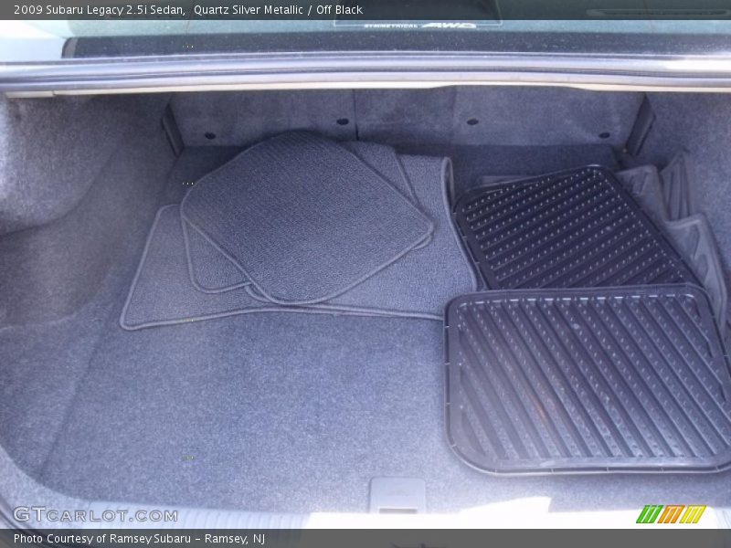 Quartz Silver Metallic / Off Black 2009 Subaru Legacy 2.5i Sedan