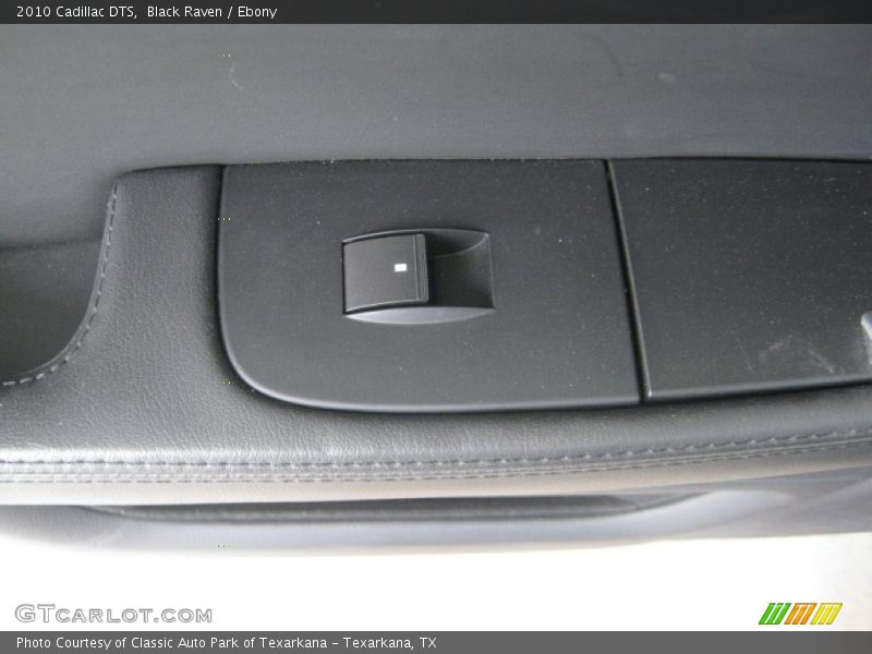 Black Raven / Ebony 2010 Cadillac DTS