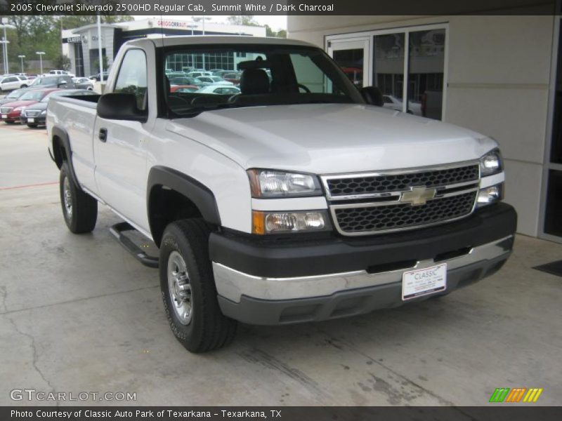 Summit White / Dark Charcoal 2005 Chevrolet Silverado 2500HD Regular Cab