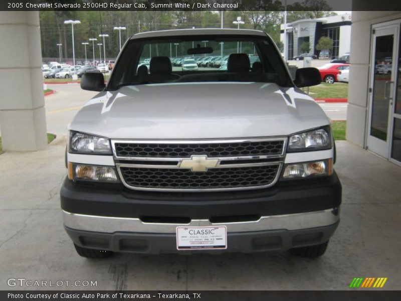 Summit White / Dark Charcoal 2005 Chevrolet Silverado 2500HD Regular Cab