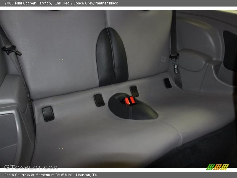Chili Red / Space Grey/Panther Black 2005 Mini Cooper Hardtop
