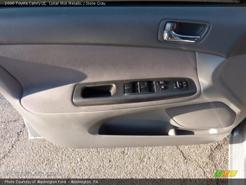 Lunar Mist Metallic / Stone Gray 2006 Toyota Camry LE