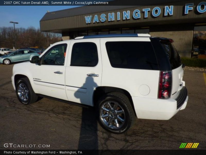 Summit White / Cocoa/Light Cashmere 2007 GMC Yukon Denali AWD